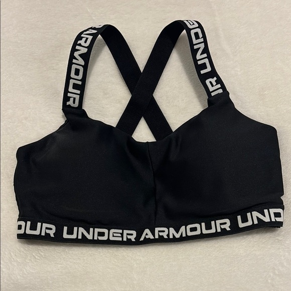 Women’s size Small Under Armour Black Sports Bra with Criss-Cross Straps - Picture 1 of 5